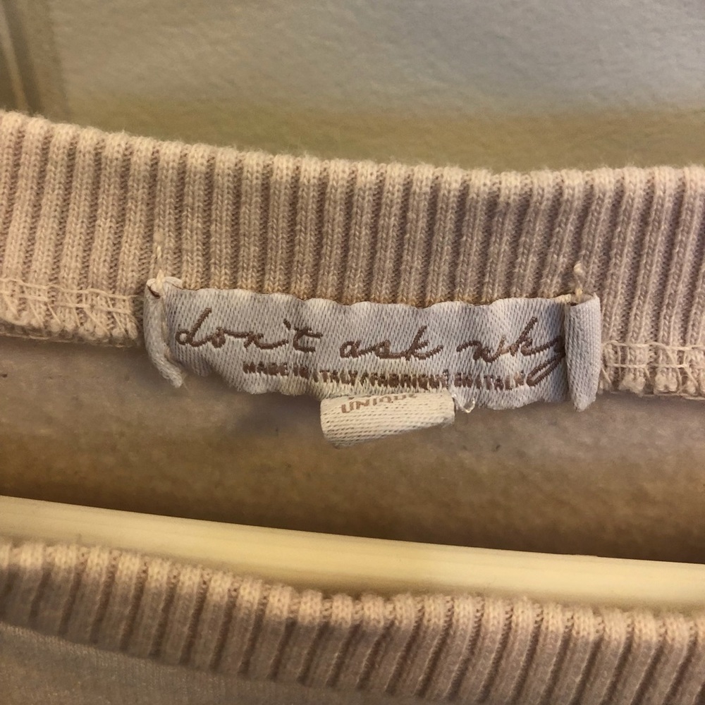 ❤️Don’t Ask Why Sweatshirt - Picture 4 of 5